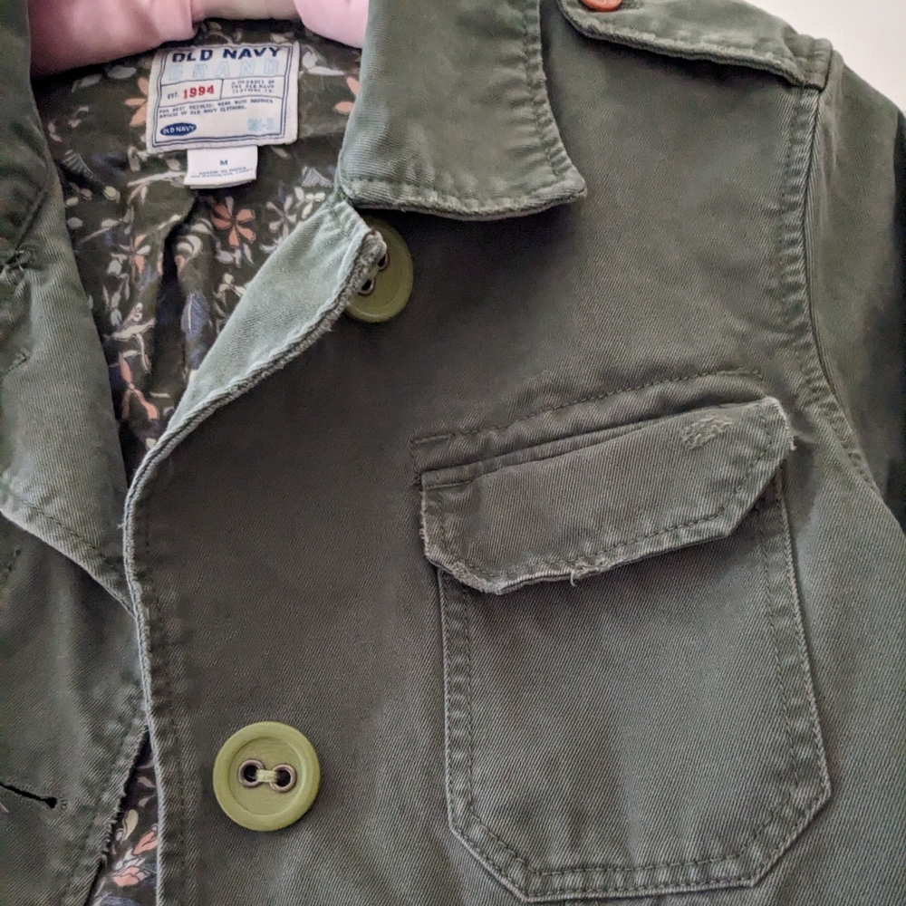 Old Navy jacket Olive Green military aesthetic M pockets distressing - Picture 7 of 10